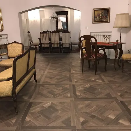 Castle Schulhoff فندق مبيت وإفطار Padej